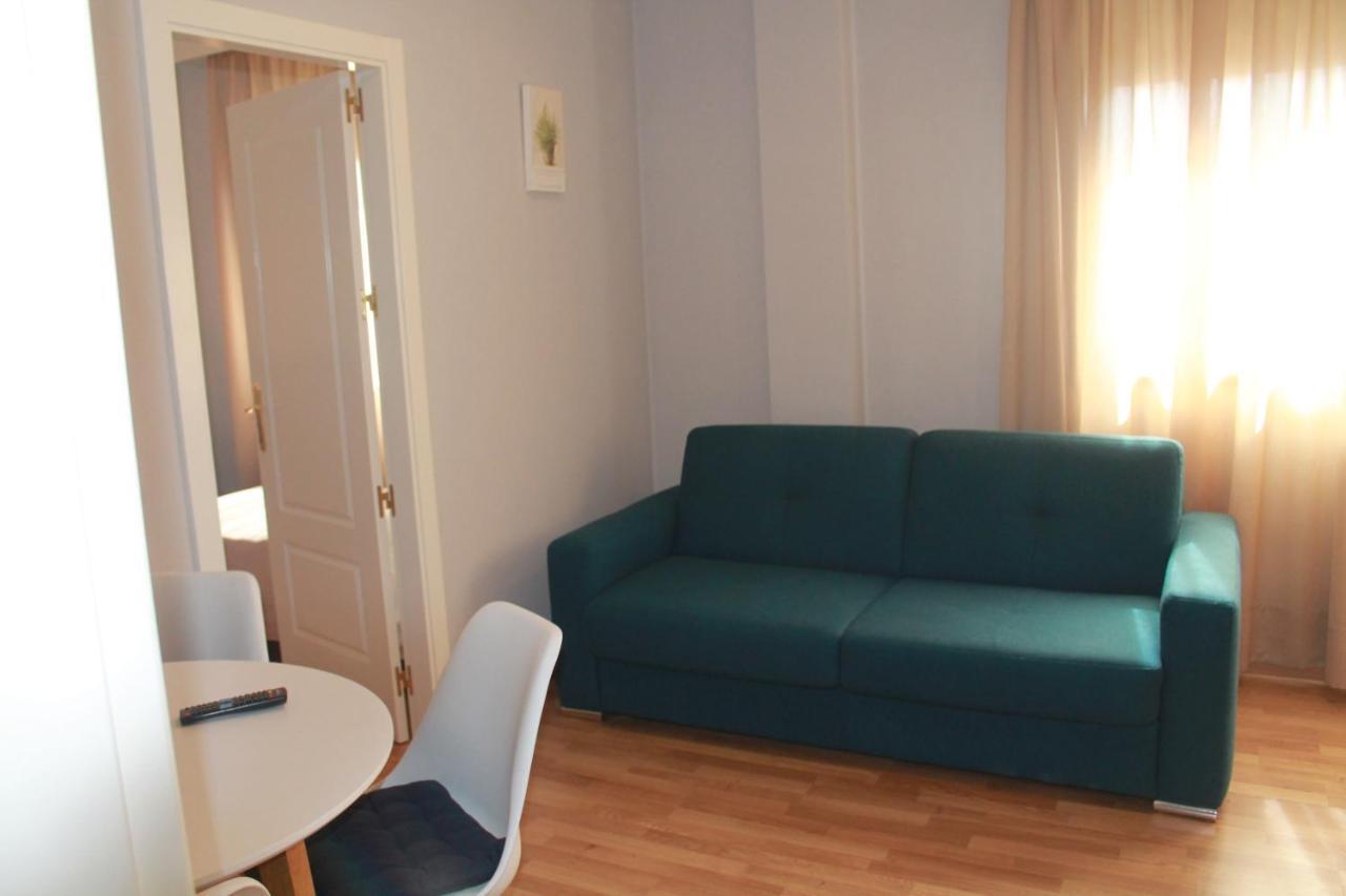 Hotel Torre Del Oro La Rinconada Екстер'єр фото