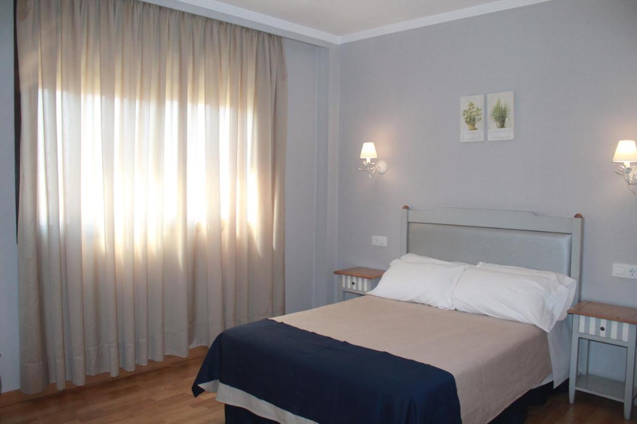 Hotel Torre Del Oro La Rinconada Екстер'єр фото